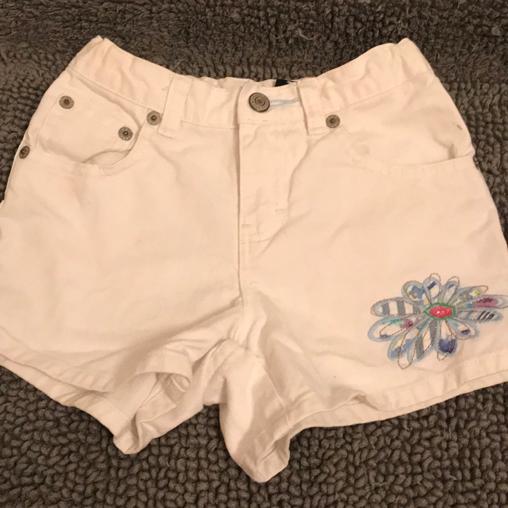 Gap embroidered shorts size 5